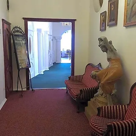 Hotel Bristol